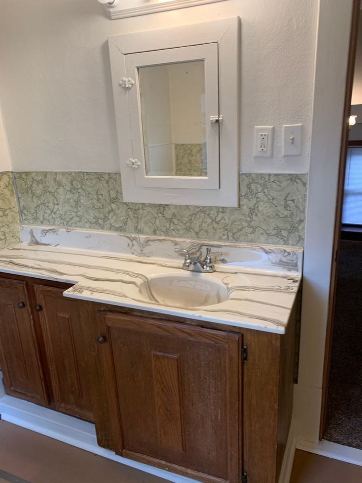 710 6th Ave S - Photo 3 of 11