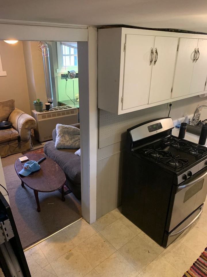 610 N Dunn St - Photo 4 of 14