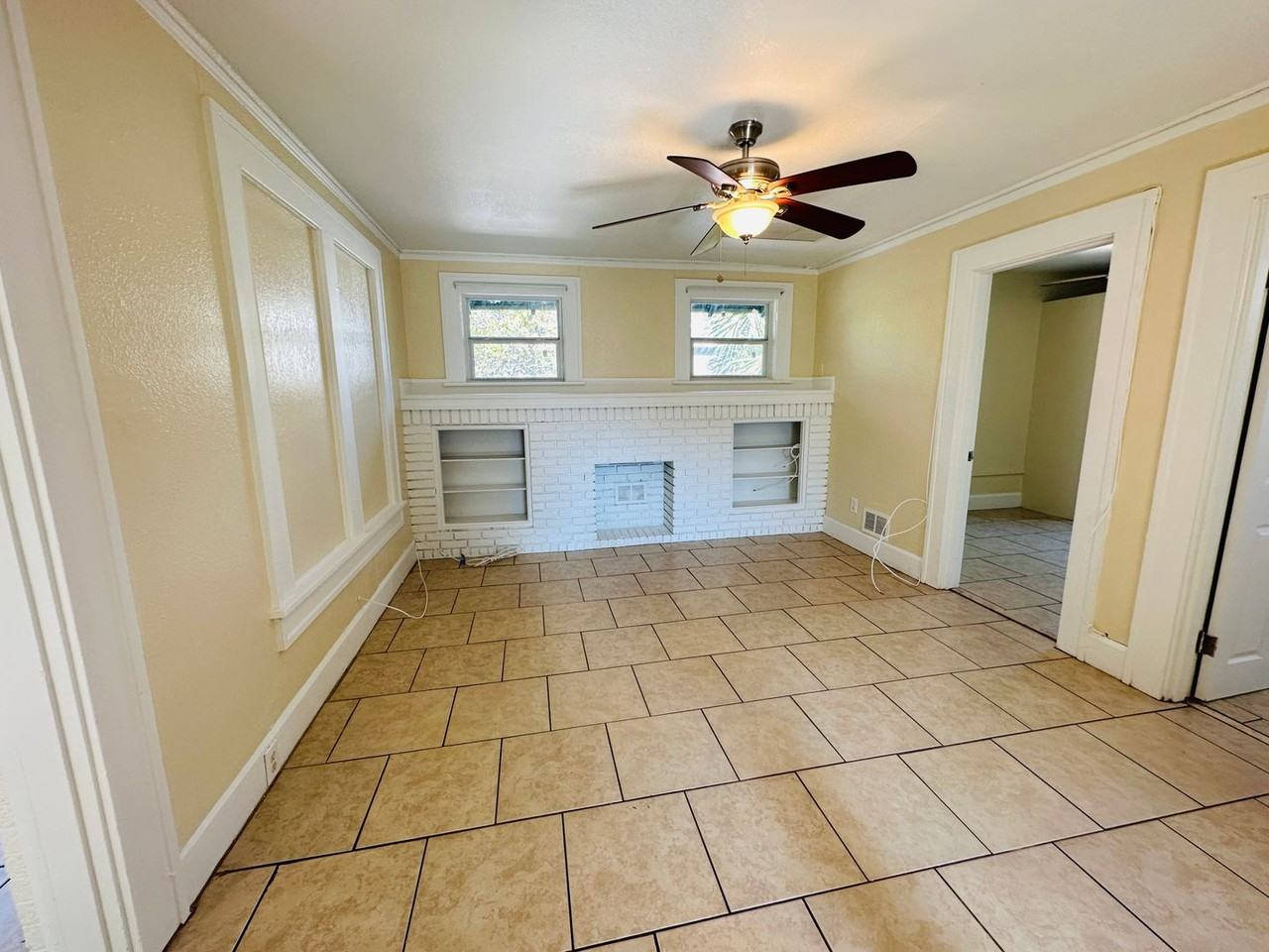 1314 12th Ave S - Photo 3 of 18