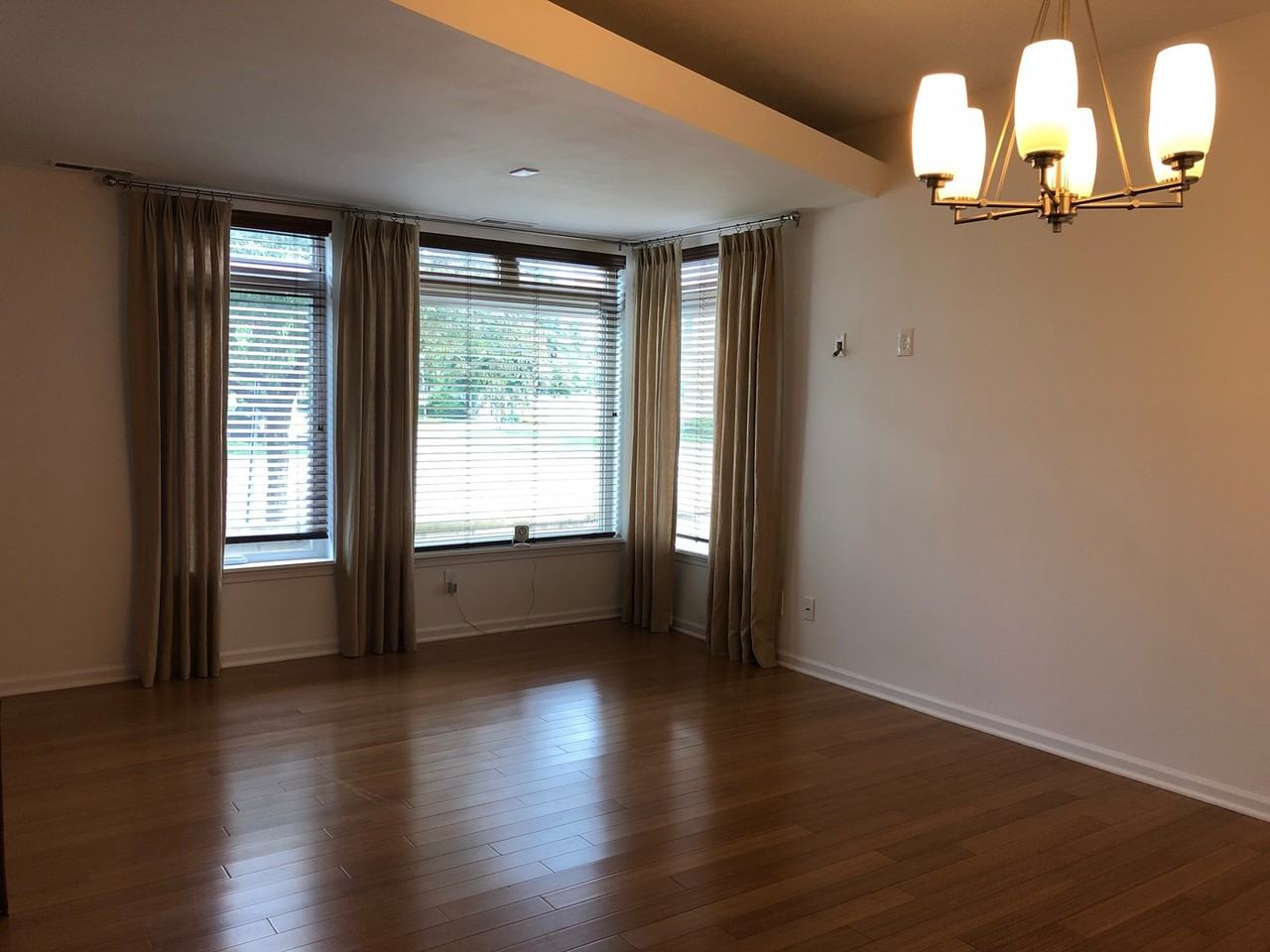 7405 Battery Park Blvd - Photo 2 of 50