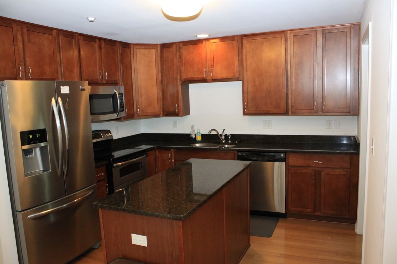 7405 Battery Park Blvd - Photo 6 of 50