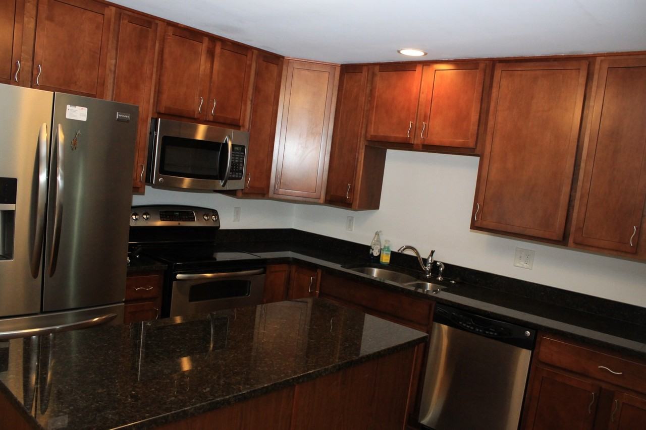 7405 Battery Park Blvd - Photo 7 of 50