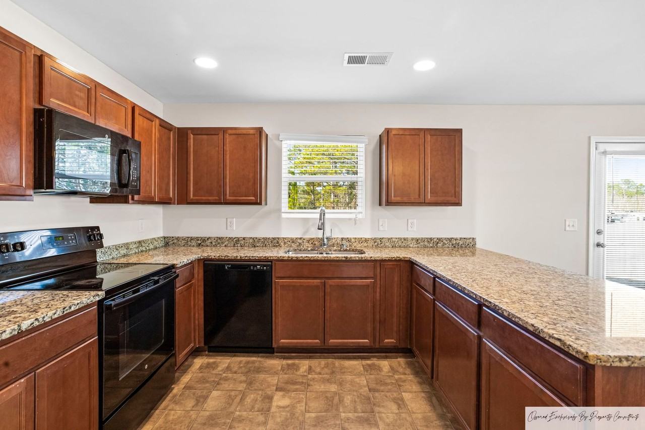 115 Hemphill Rd - Photo 6 of 30