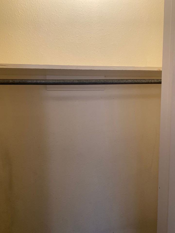 9303 Flint Ave - Photo 7 of 50