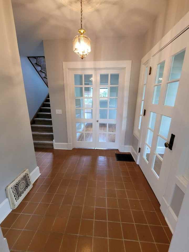 636 21st St - Photo 7 of 21