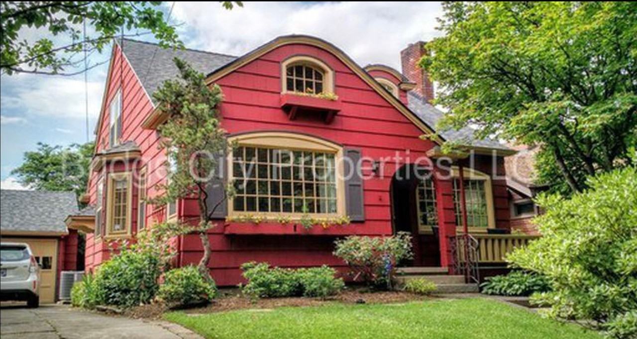 944 Ne Hazelfern Pl - Photo 6 of 40