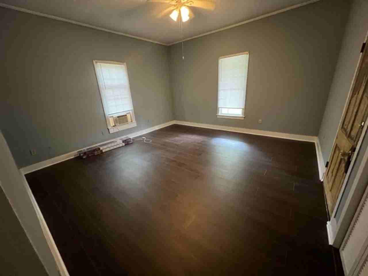 565 Nantahala Ave - Photo 2 of 9