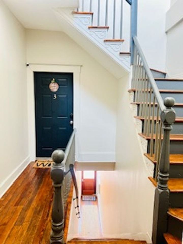 227 W Broughton St #3 - Photo 3 of 44