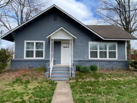 602 Jefferson St - Photo 1 of 1