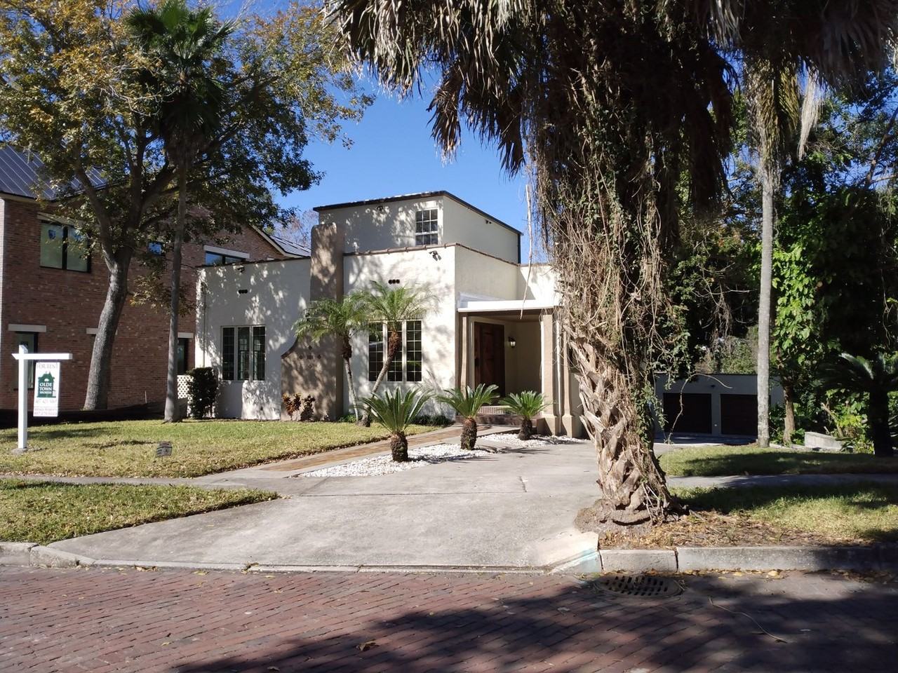 721 Terrace Blvd - Photo 2 of 41