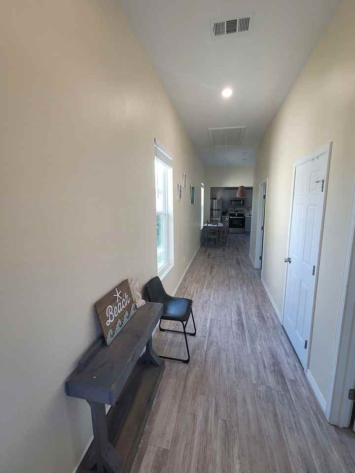 1914 27th St - Photo 5 of 15