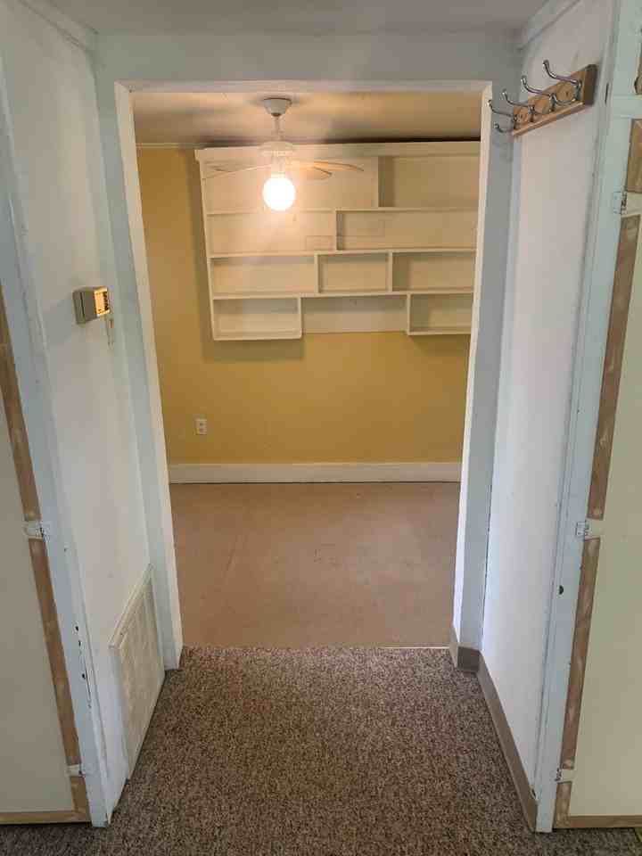 712 1/2 E Cottage Grove Ave - Photo 7 of 13