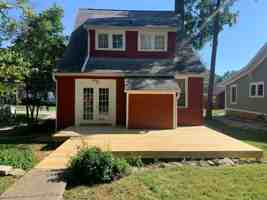 featured image of 719 E Hunter Ave