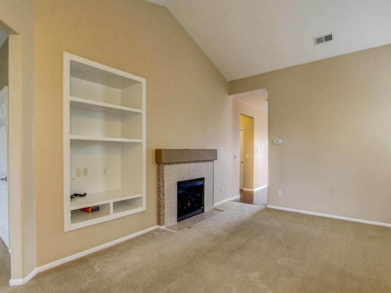 1231 S Flat Rock Cir - Photo 7 of 28