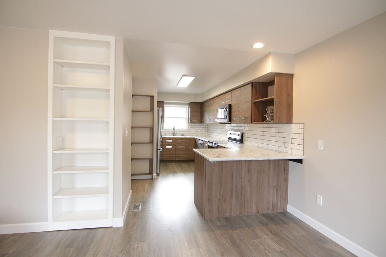 1128 E 29th Ave - Photo 6 of 18