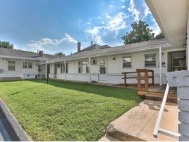 1009 E Walnut St - Photo 1 of 1
