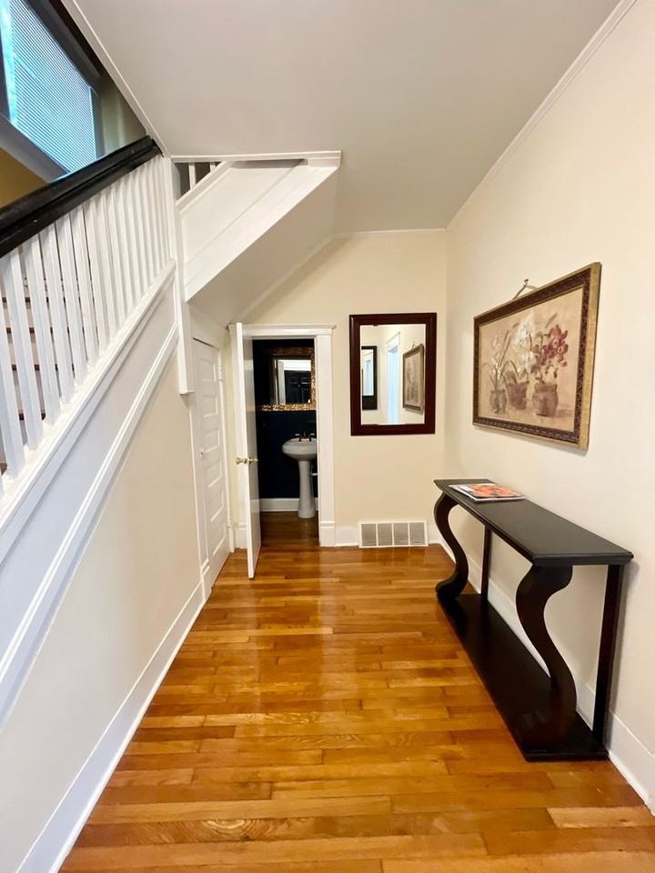 828 Laurens St - Photo 3 of 18