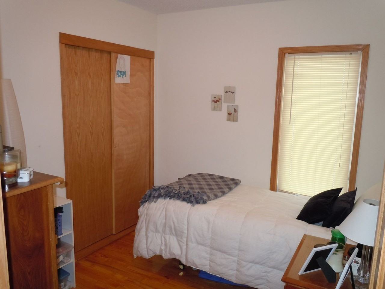 1088 14th Ave Se - Photo 5 of 12