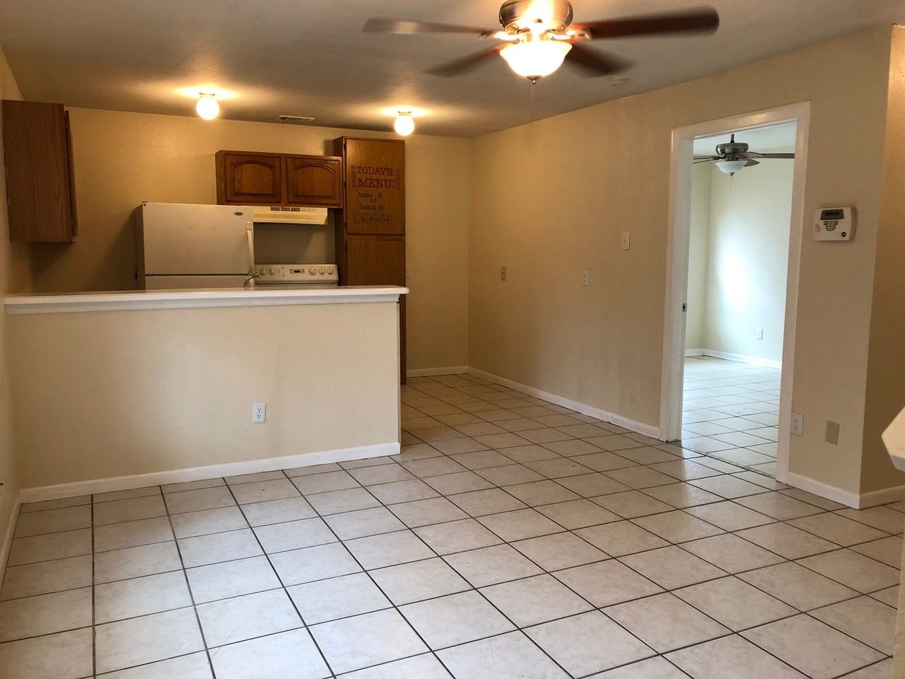 7543 Windsor Oaks - Photo 3 of 12
