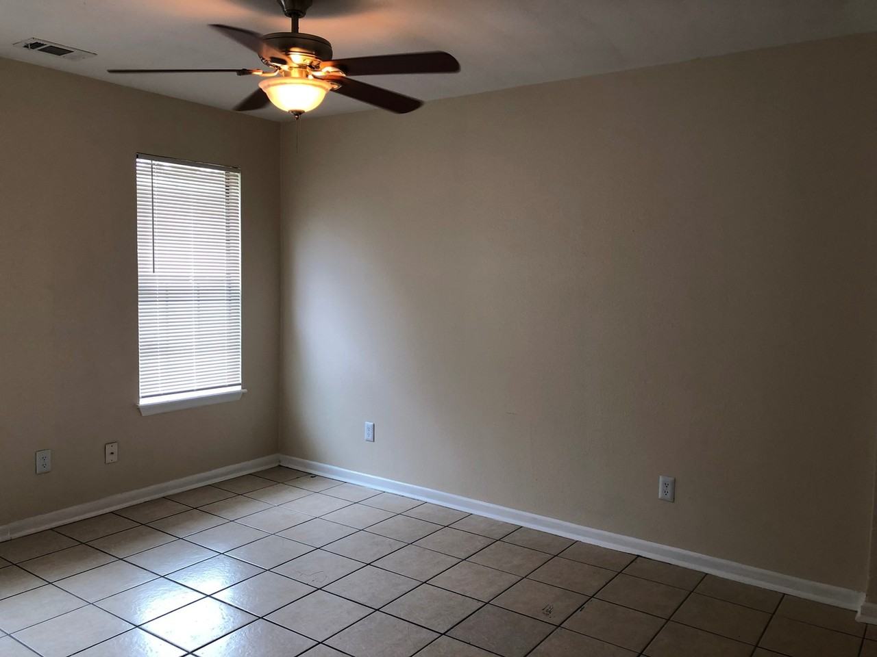 7543 Windsor Oaks - Photo 5 of 12