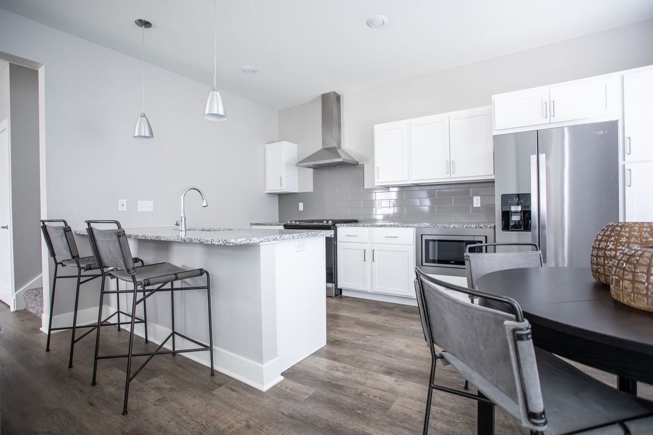 Evergreen Townhomes - Photo 4 of 50