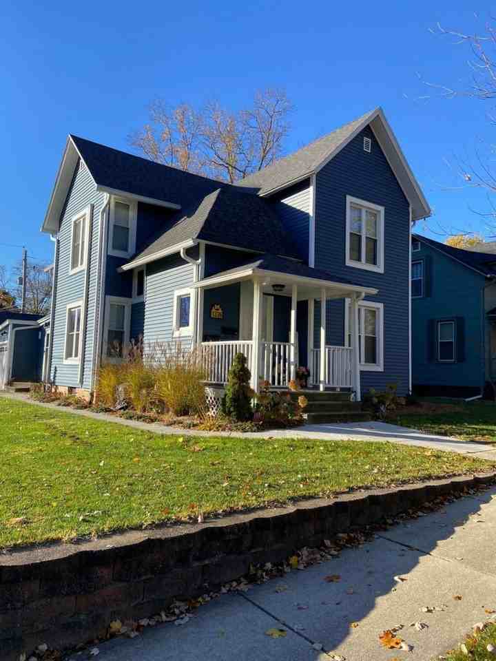 1336 Harrison Ave - Photo 2 of 12