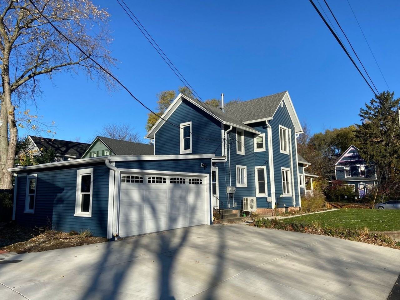 1336 Harrison Ave - Photo 3 of 12