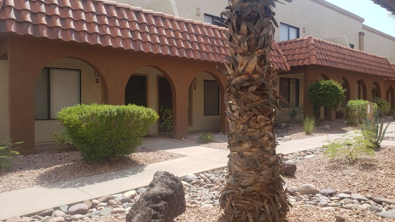 16510 E Palisades Blvd #6 - Photo 4 of 24