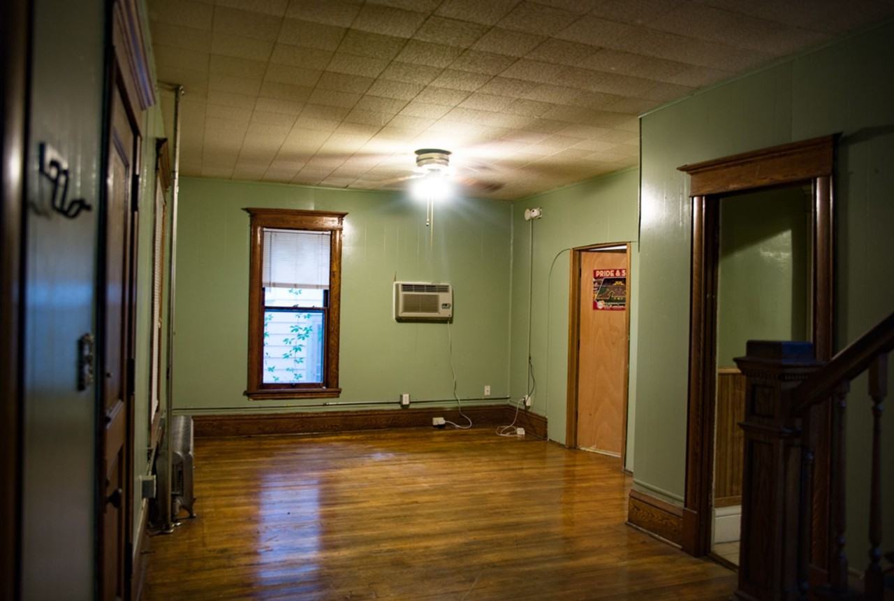 1724 Como Ave Se - Photo 7 of 11