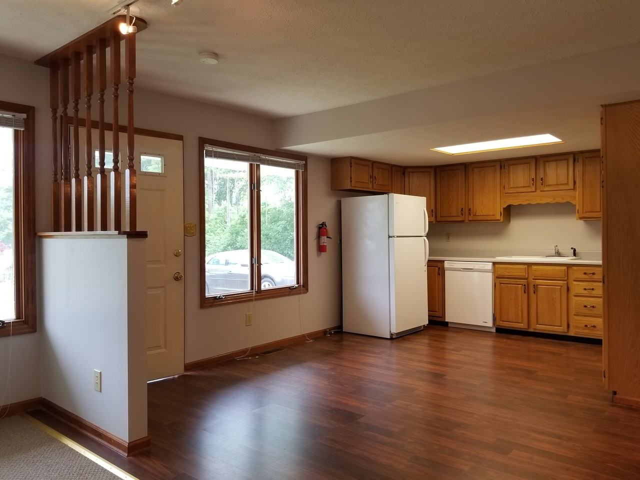 1615 E Thornton Dr - Photo 2 of 26