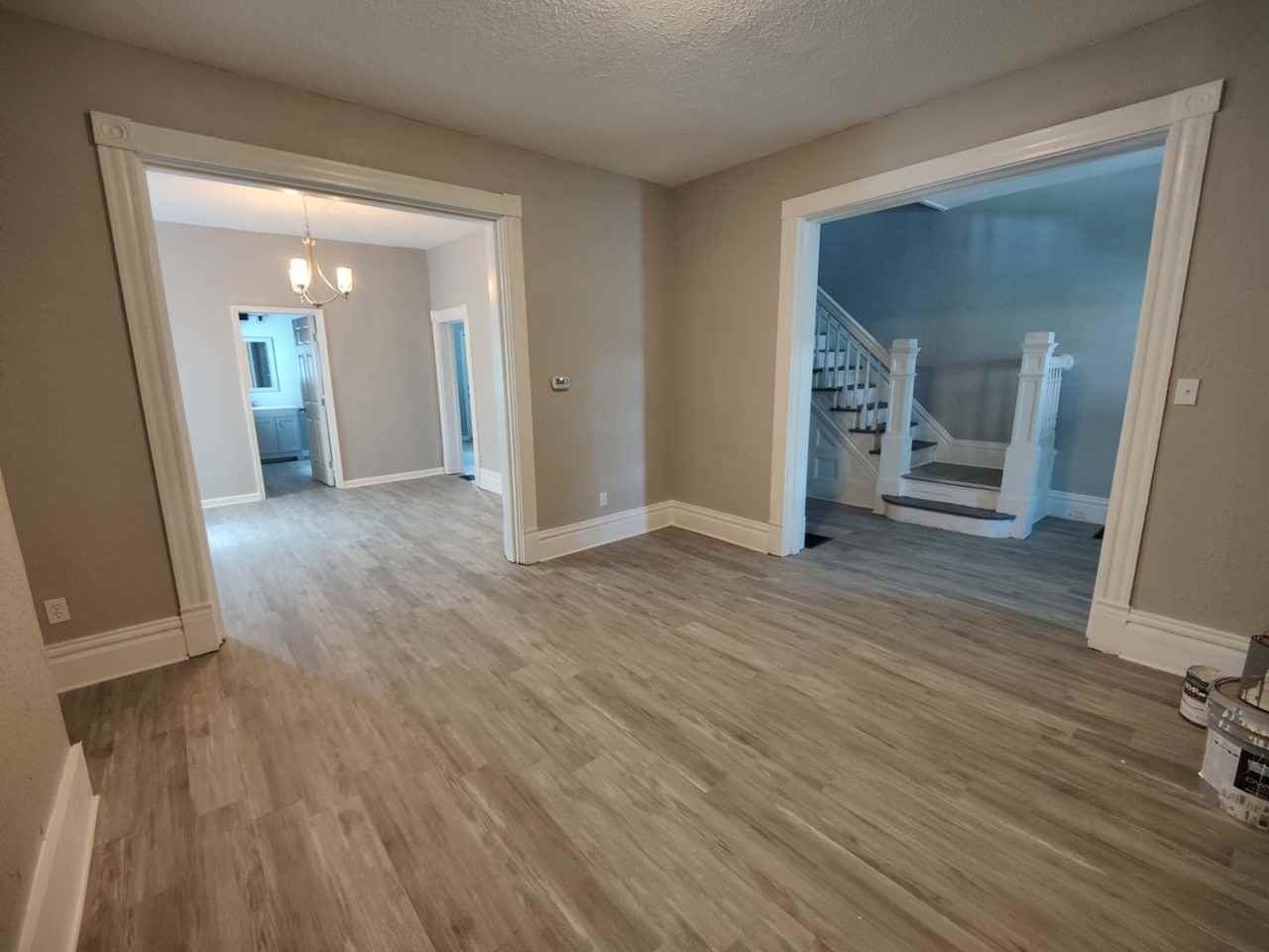 708 E 14th Ave - Photo 3 of 27