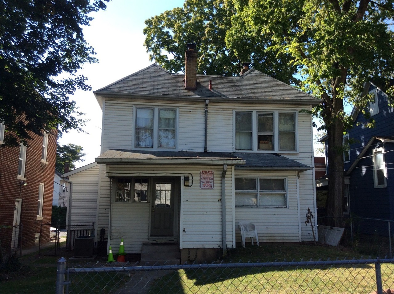 2132 Indianola Ave - Photo 3 of 50