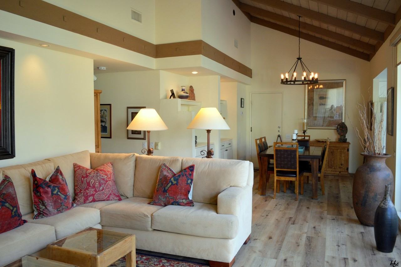 2391 Miramonte Cir W - Photo 3 of 12