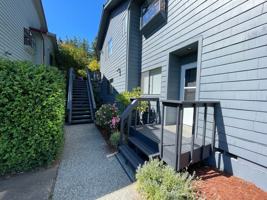 featured image of 4210 Blue Heron Cir #B