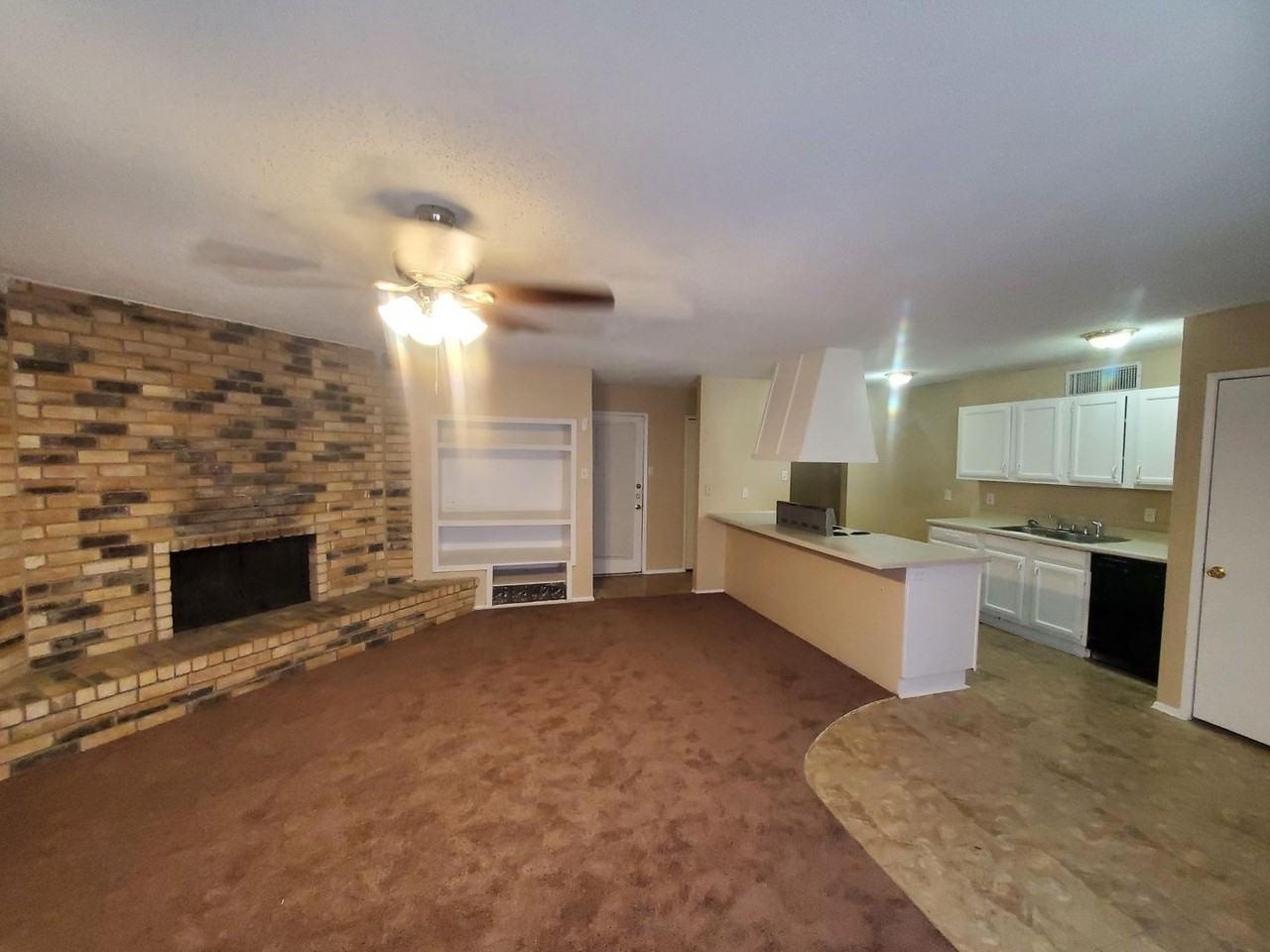 4210 Blue Creek Dr - Photo 2 of 11