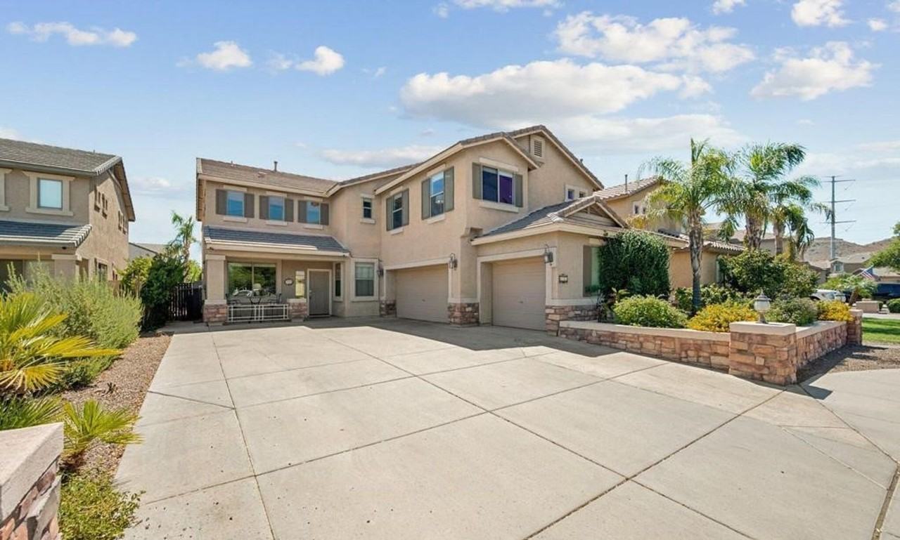 2545 E Ridge Creek Rd - Photo 2 of 46