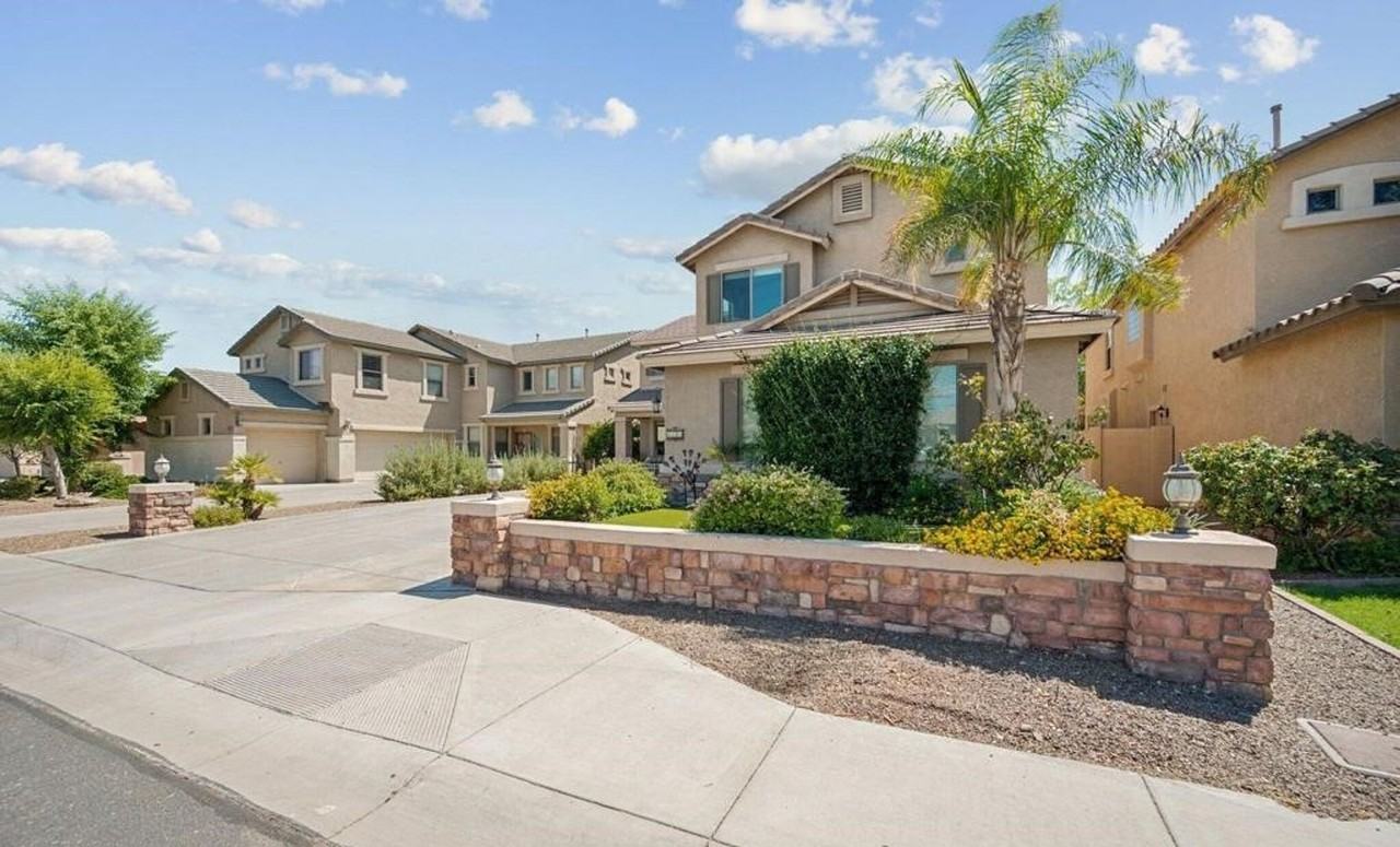 2545 E Ridge Creek Rd - Photo 3 of 46