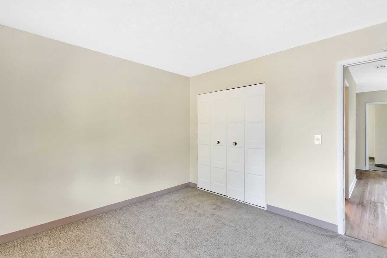 Thorn Run Apartments - Photo 7 of 50