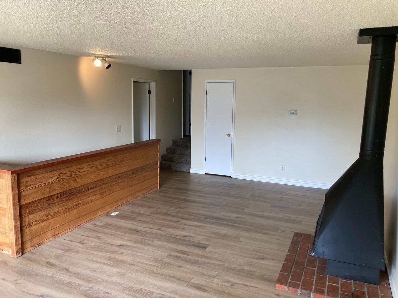 3791 Onyx St - Photo 5 of 26
