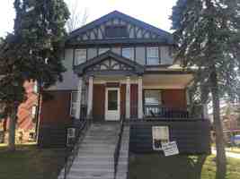 featured image of 393 W 8th Ave
