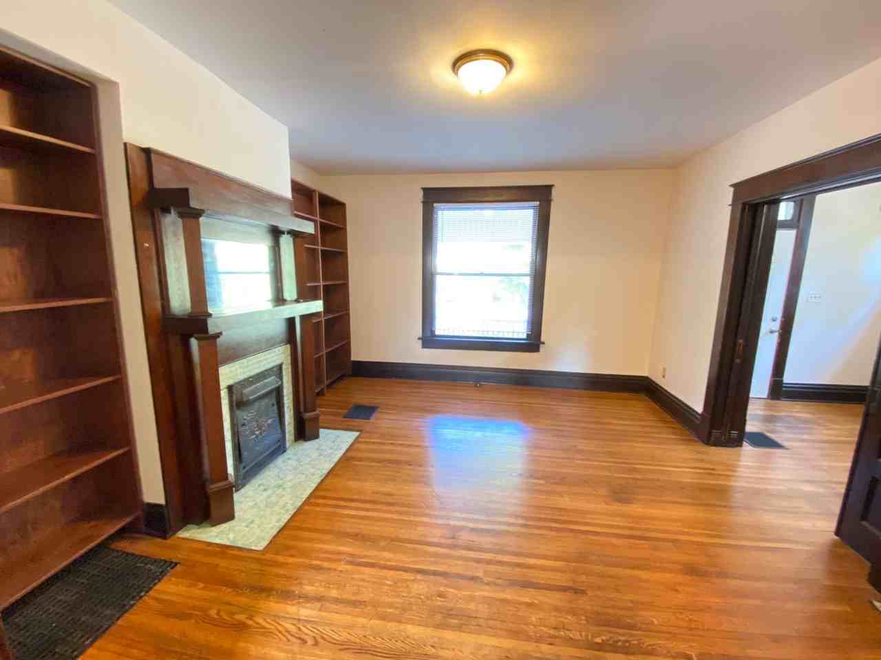 2300 Indianola Ave - Photo 5 of 17