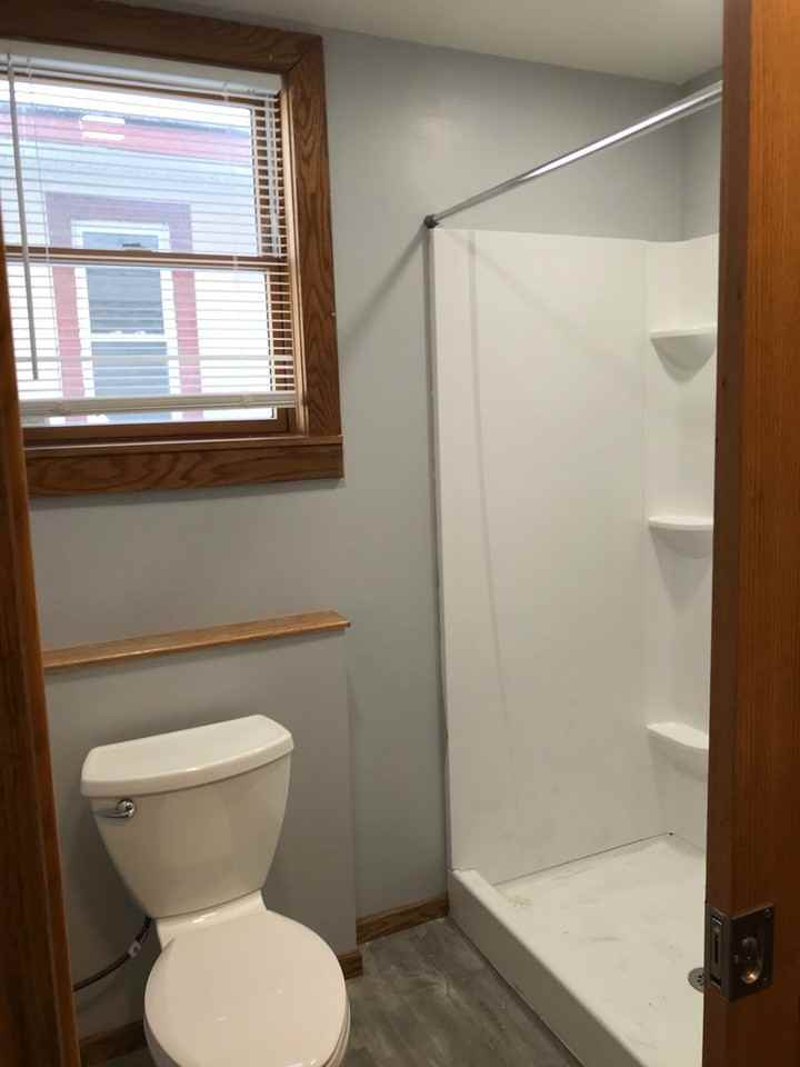 1641 Hewitt Ave - Photo 5 of 24