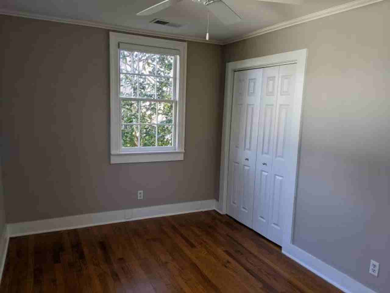 36 Charlotte St #2 - Photo 6 of 17