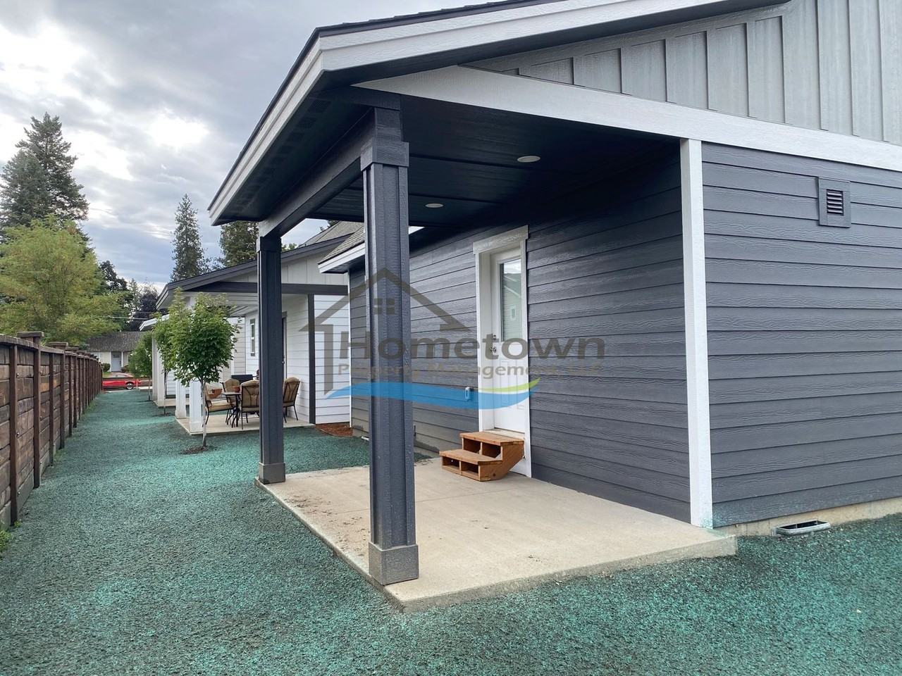 1357 N Sadee Ln - Photo 2 of 18