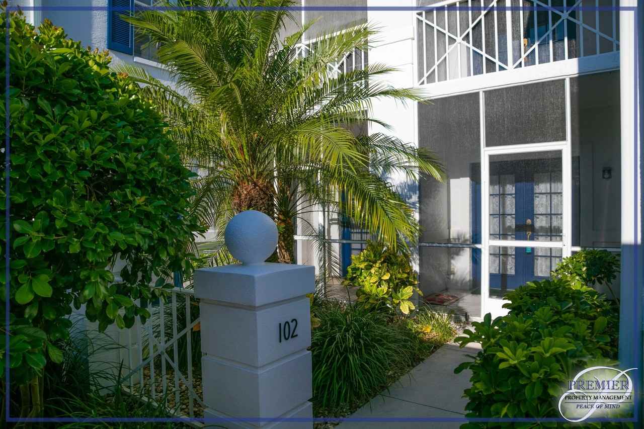 7104 Barrington Cir #102 - Photo 6 of 21