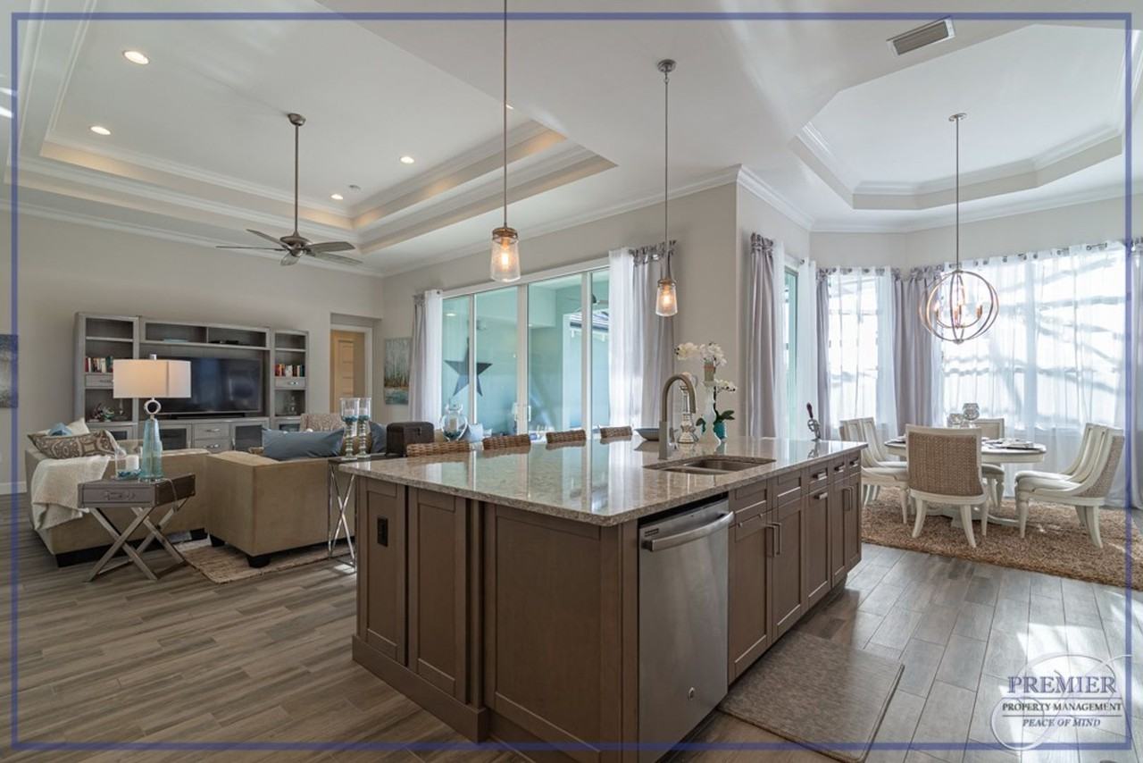 6427 Pembroke Way - Photo 2 of 17