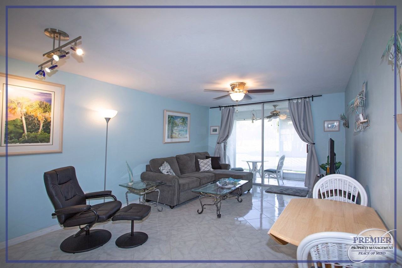 225 Turtle Lake Ct #106 - Photo 7 of 38