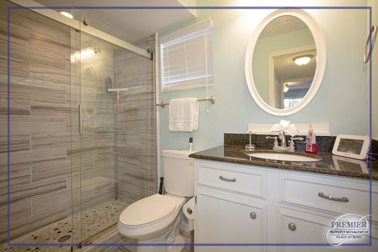 225 Turtle Lake Ct #106 - Photo 4 of 38