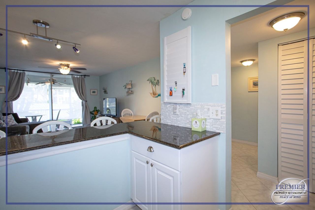225 Turtle Lake Ct #106 - Photo 4 of 38