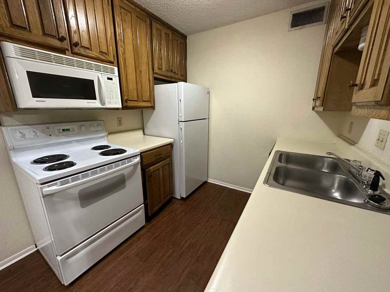 1421 S 12th St #209 - Photo 6 of 11